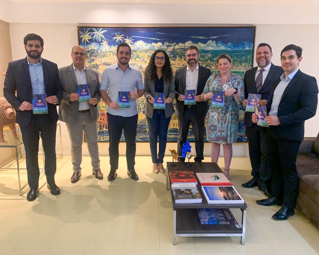 Empetur e o Procon-PE lançaram nesta terça-feira 19, a cartilha dos Direitos do Consumidor Turista - Foto - Divulgação Empetur e o Procon-PE lançaram nesta terça-feira 19, a cartilha dos Direitos do Consumidor Turista - Foto - Divulgação