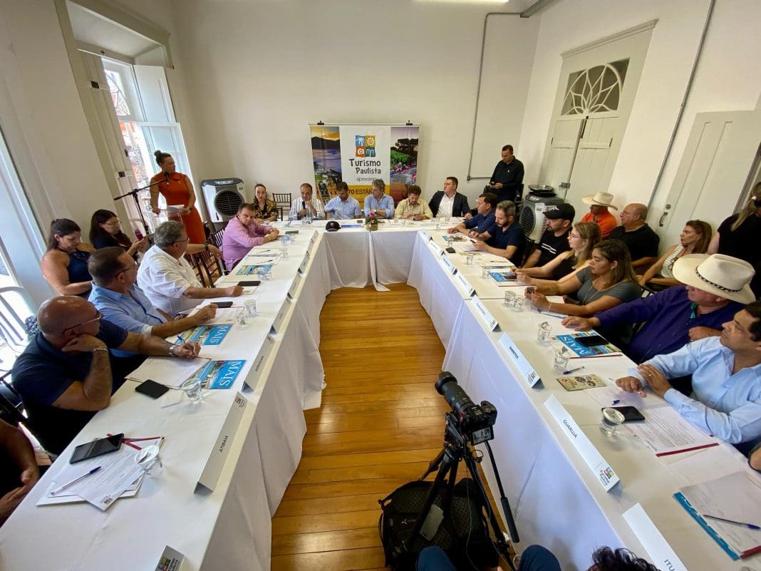 Estâncias Turísticas se reúnem para primeira reunião da Aprecesp de 2024 - Foto - Celso Silva Estâncias Turísticas se reúnem para primeira reunião da Aprecesp de 2024 - Foto - Celso Silva