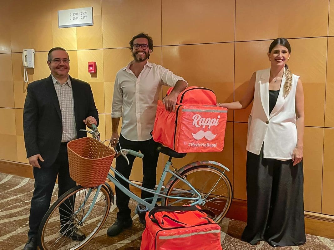 Os executivos da Marriott Bonvoy e Rappi estão confiantes nos resultados positivos que a parceria pode trazer (Foto: Victor Meireles) Os executivos da Marriott Bonvoy e Rappi estão confiantes nos resultados positivos que a parceria pode trazer (Foto: Victor Meireles)