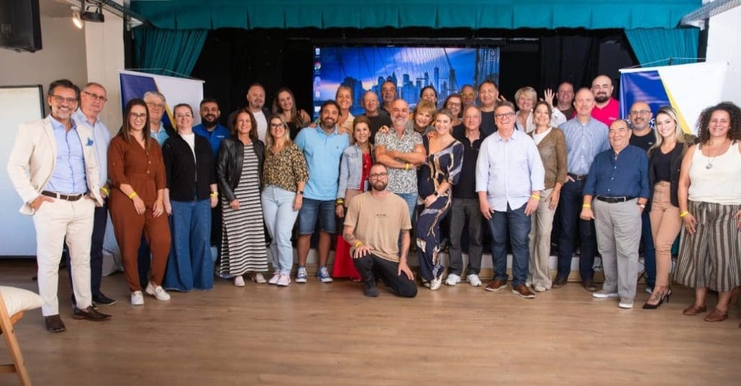 Redetur celebra resultados de 2023 em Convenção no Uruguai