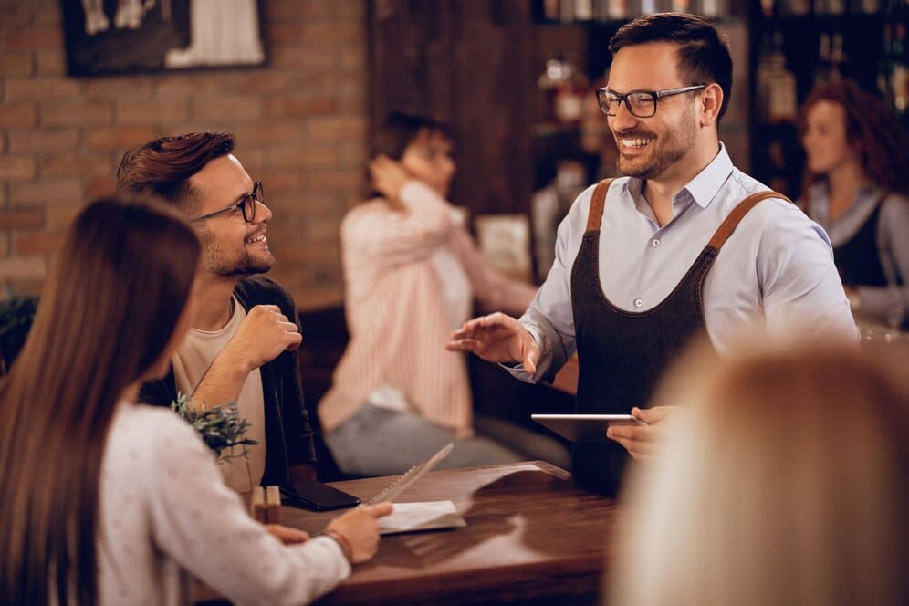 Brasileiros em Portugal: restaurantes e bares oferecem oportunidades Brasileiros em Portugal: restaurantes e bares oferecem oportunidades