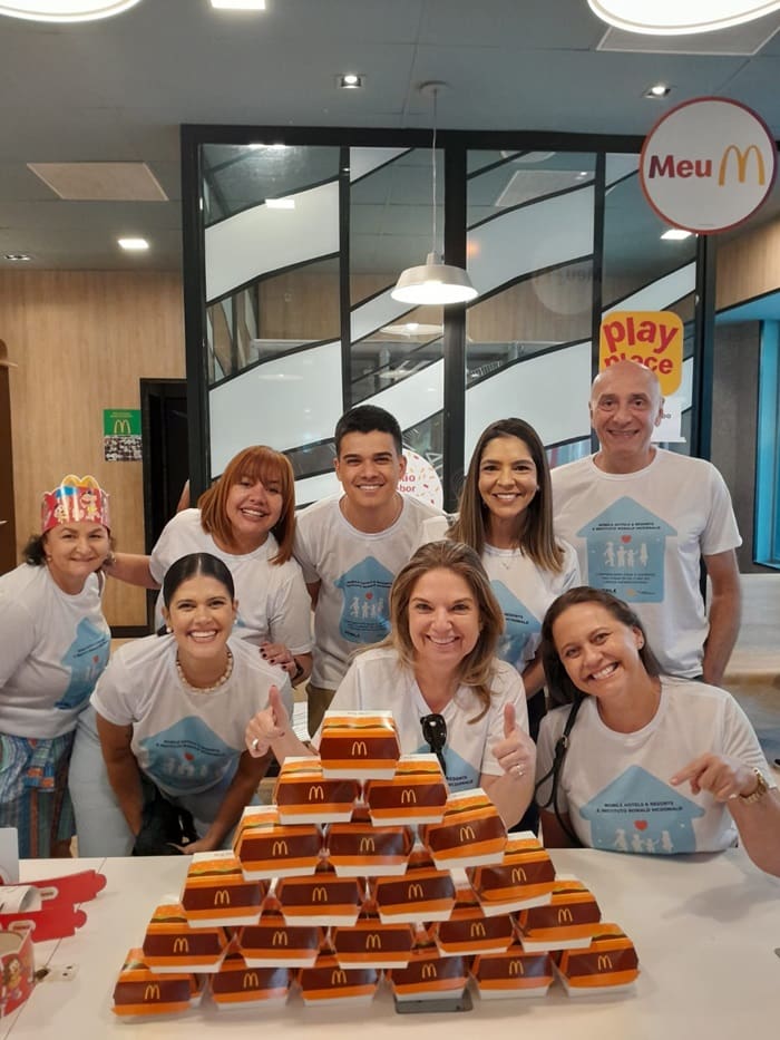 MC DIA FELIZ 2 projetos sociais Nobile Hotels