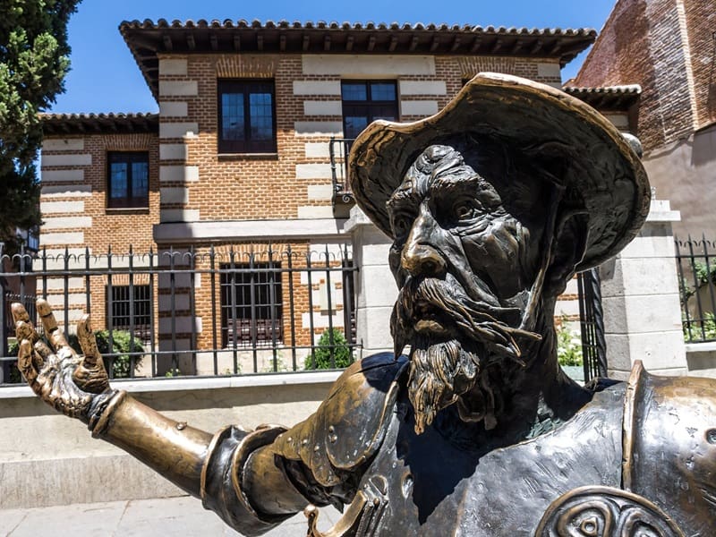 DOM QUIXOTE PIXABAY Fitur
