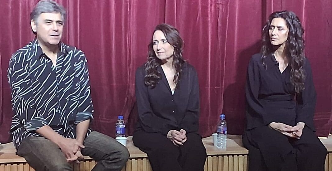 Gonzaga Pedrosa (diretor), Sonia Rubinsky (pianista) e Maria Fernanda Cândido, atriz e protagonista da peça - Foto: Cecilia Fazzinni / DT - Teatro Jaraguá
