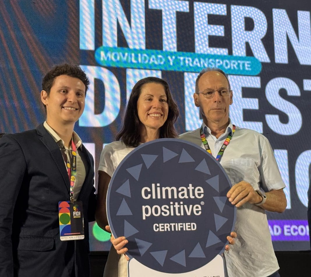 Diretores do Grupo Rio da Prata_Simone e Eduardo Coelho recebem renovação Climate Positive - Foto: divulgação