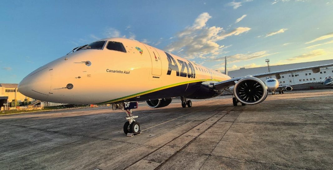 Embraer E2, PS-ADF, “Canarinho Azul” Embraer E2, PS-ADF, “Canarinho Azul” - Foto: divulgação