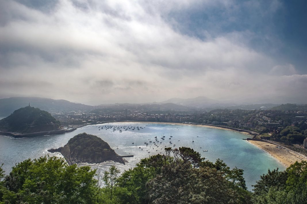 Copa do Mundo 2030: moradores pedem exclusão de cidade para frear turismo em massa - Foto: Pixabay Copa do Mundo 2030: moradores pedem exclusão de cidade para frear turismo em massa - Foto: Pixabay