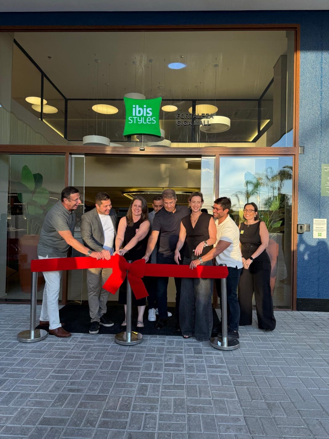 Abertura ibis Styles Fortaleza Giga Mall - foto: divulgação.