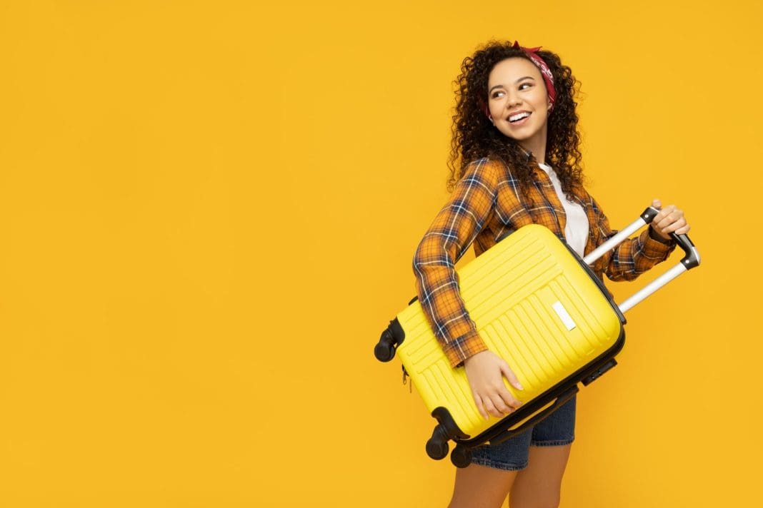 95% dos viajantes consideram a Black Friday para comprar passagens, aponta pesquisa da ClickBus - Foto: Freepik