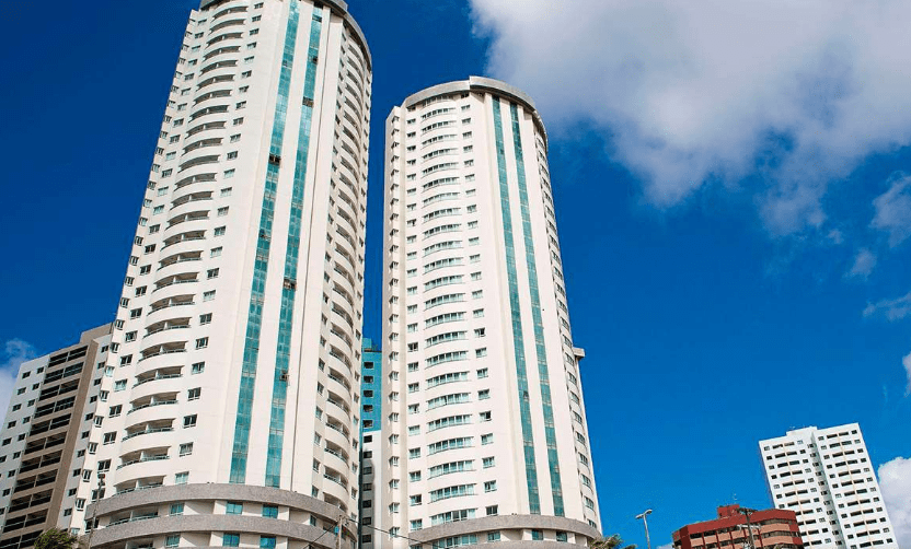 Acomodação do Golden Tulip Natal Ponta Negra, com ambientes amplos e confortáveis para proporcionar uma experiência completa aos hóspedes - Crédito: Site Oficial