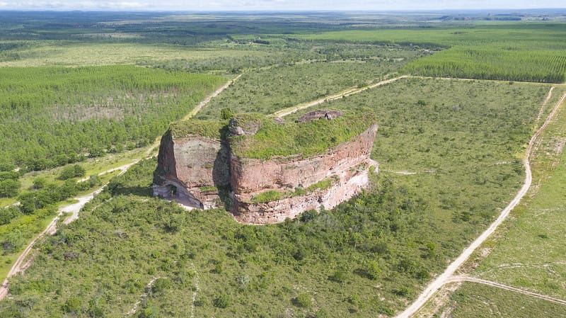 Pedra Furada, um dos ícones naturais de Ponte Alta do Tocantins. - Crédito: Flávio André / MTur Destinos