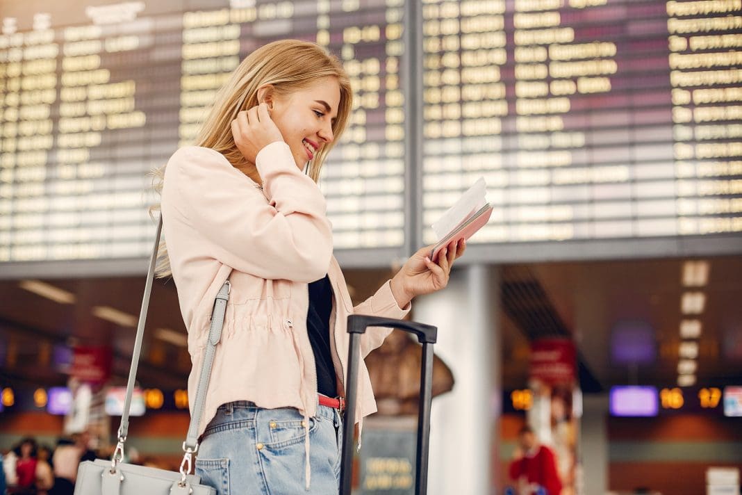 Azul e Latam colocam o Brasil entre as dez companhias aéreas mais pontuais do mundo em 2025, segundo ranking global da Cirium - Crédito: divulgação