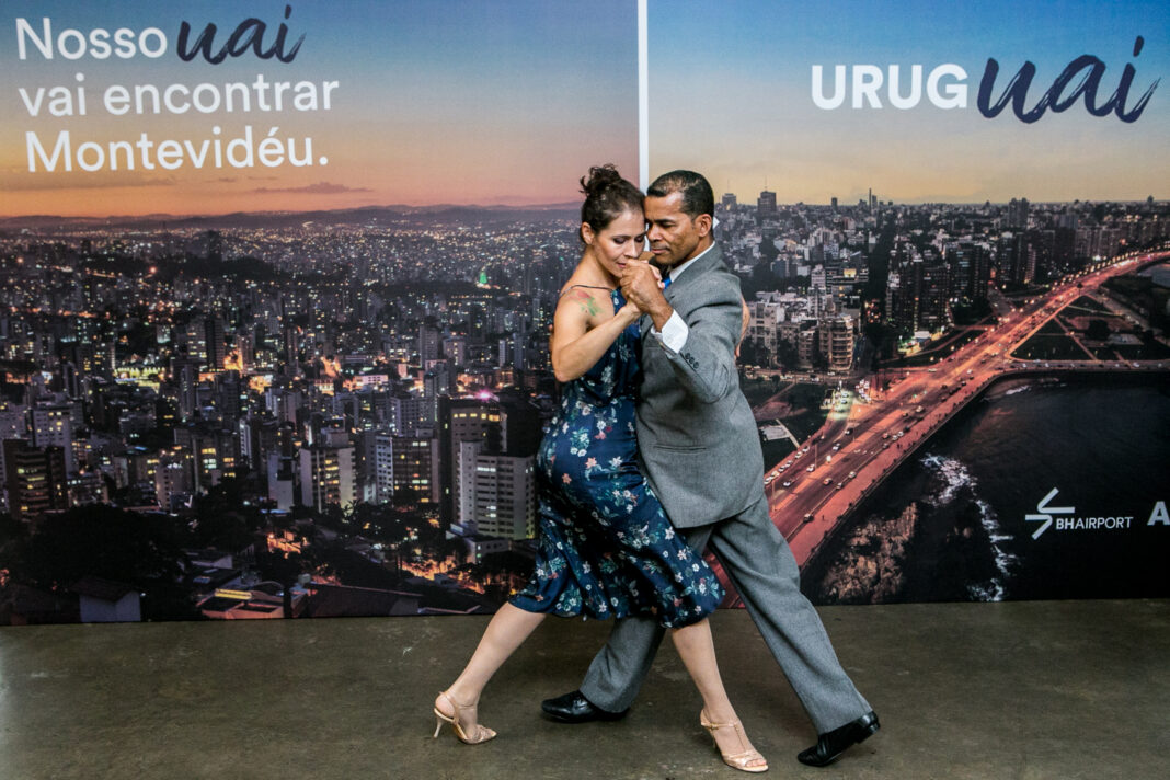 Apresentação de tango Minas ganha ligação aérea direta com Montevidéu em novo voo da Azul - Crédito: divulgação