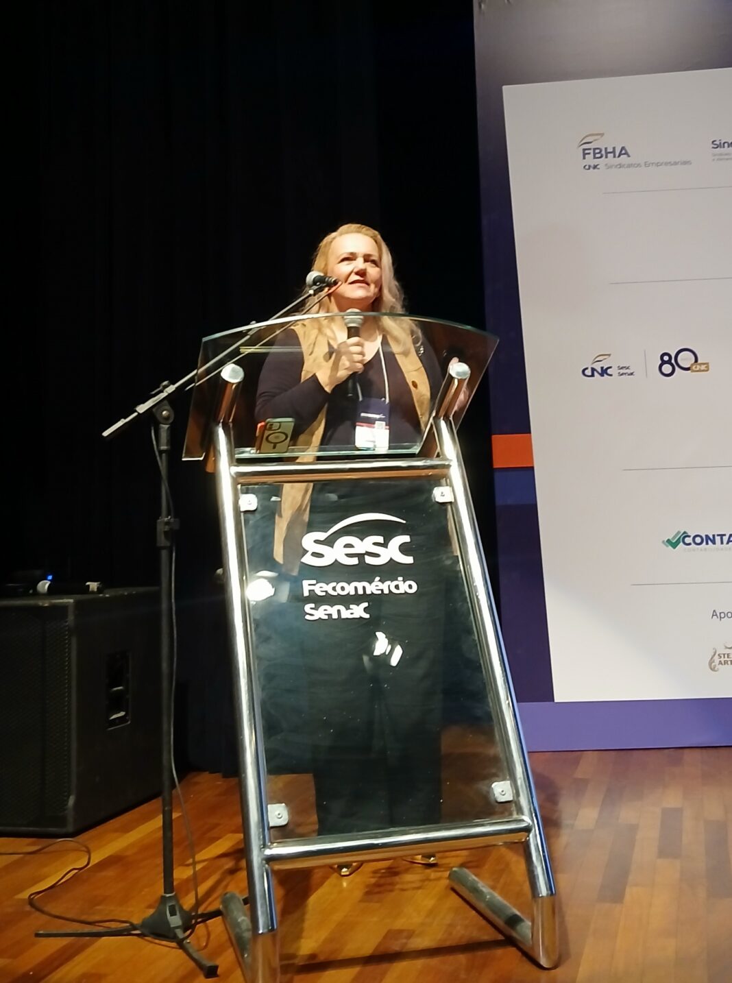 Secretária municipal de Trabalho, Turismo e Desenvolvimento Econômico, Márcia Ferreira, destacou a relevância do evento para a integração regional (Crédito: Paulo Atzingen DT)