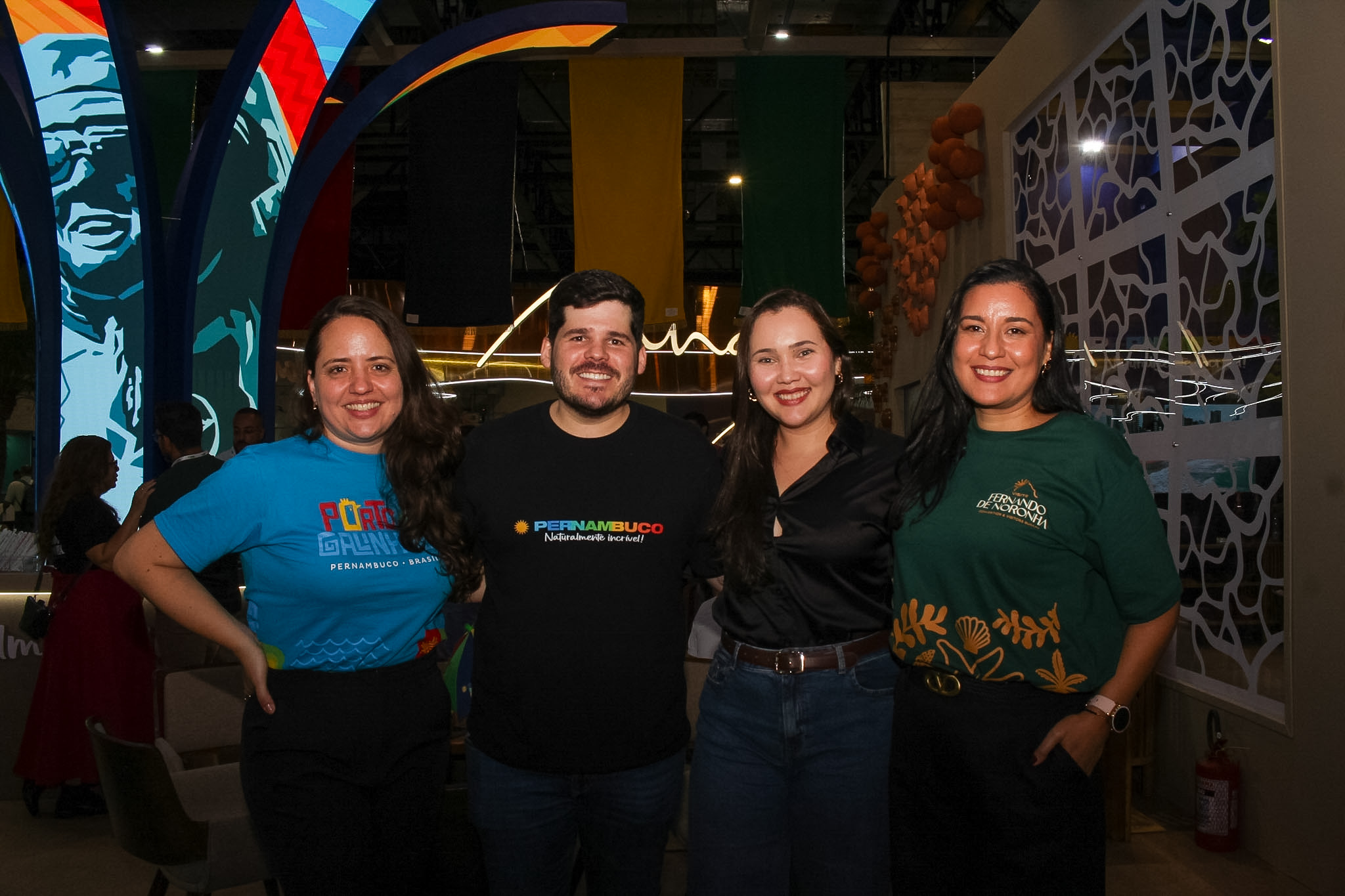 Da esquerda para a direita: Brenda Silveira, diretora executiva do Porto de Galinhas CVB; Diogo Beltrão, diretor de Comunicação e Marketing da Empetur; Hellen Lopes, diretora executiva do Recife CVB; e Débora Linhares, diretora executiva do Fernando de Noronha CVB - Crédito: Felipe Maresca / DT