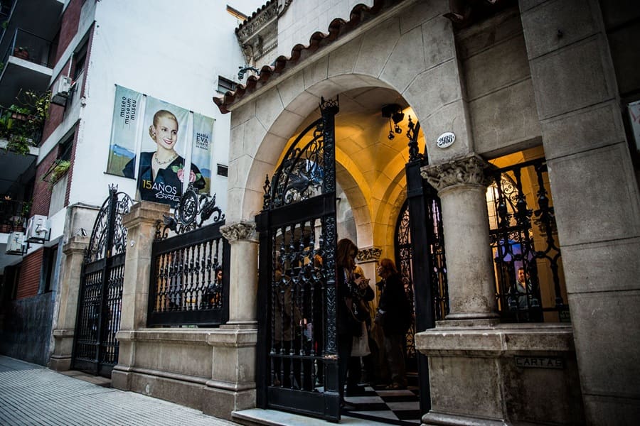 O Museo Evita ocupa uma bela residência de estilo colonial espanhol construída em 1923 (Crédito: Museu Evita - divulgação) O Museo Evita ocupa uma bela residência de estilo colonial espanhol construída em 1923 (Crédito: Museu Evita - divulgação)