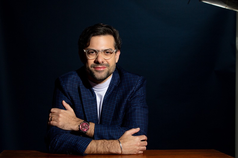 Dr. Gustavo Omena afirma que viagens podem estimular memória, aprendizado e bem-estar emocional na maturidade — Crédito: Divulgação