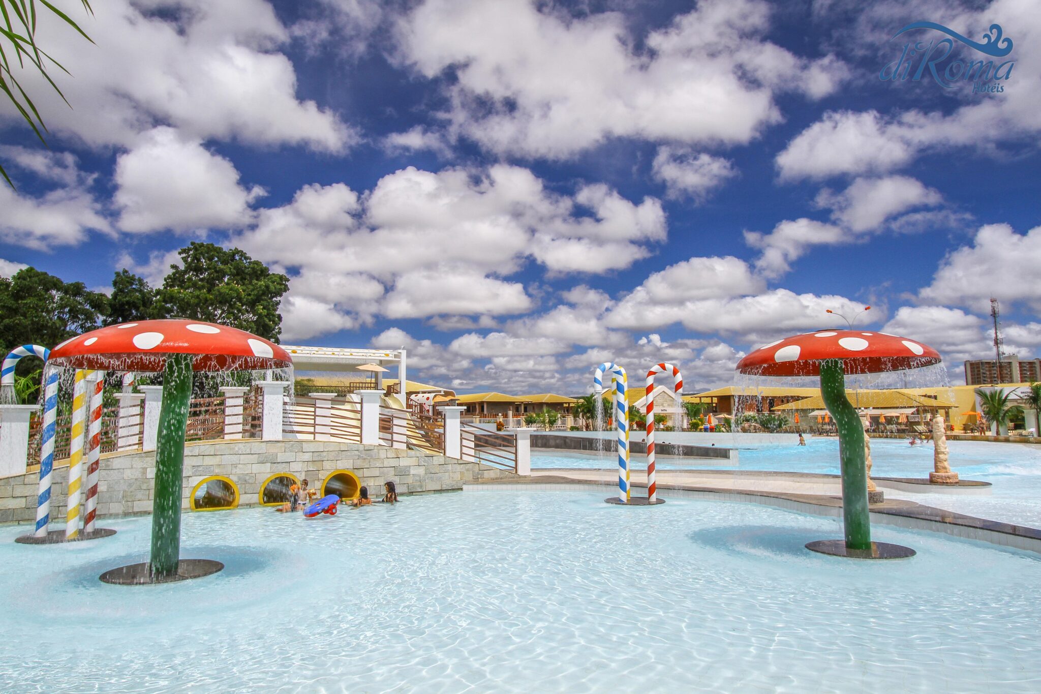 Acqua Park reúne atrações voltadas às crianças em ambiente de águas termais. Crédito: Divulgação Grupo diRoma / Cacau 3 Comunicação.