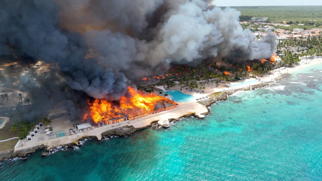Fire breaks out at resort in Dominican Republic