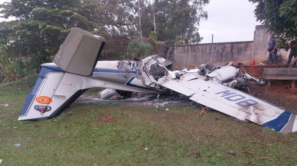 Queda de avião próximo a aeroporto de Marília deixa dois mortos - Crédito: Reprodução CNN / Defesa Civil Queda de avião próximo a aeroporto de Marília deixa dois mortos - Crédito: Reprodução CNN / Defesa Civil