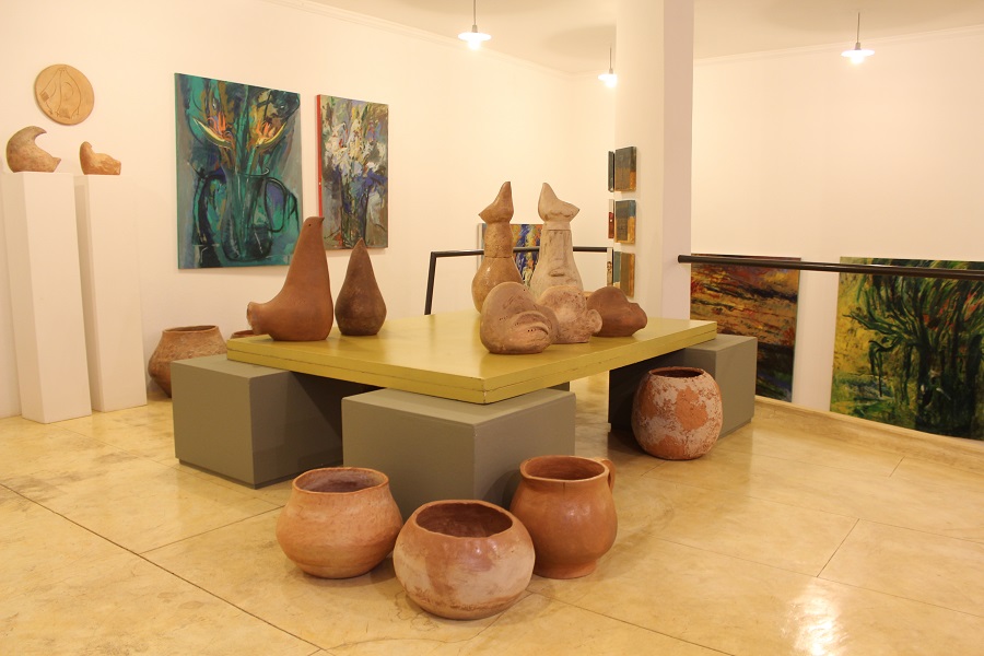 Espaço de Arte Ateliê Hélio Siqueira e Paulo Miranda abriga duas galerias com exposição permanentes dos dois artistas _ Foto - Tárcia Oreste